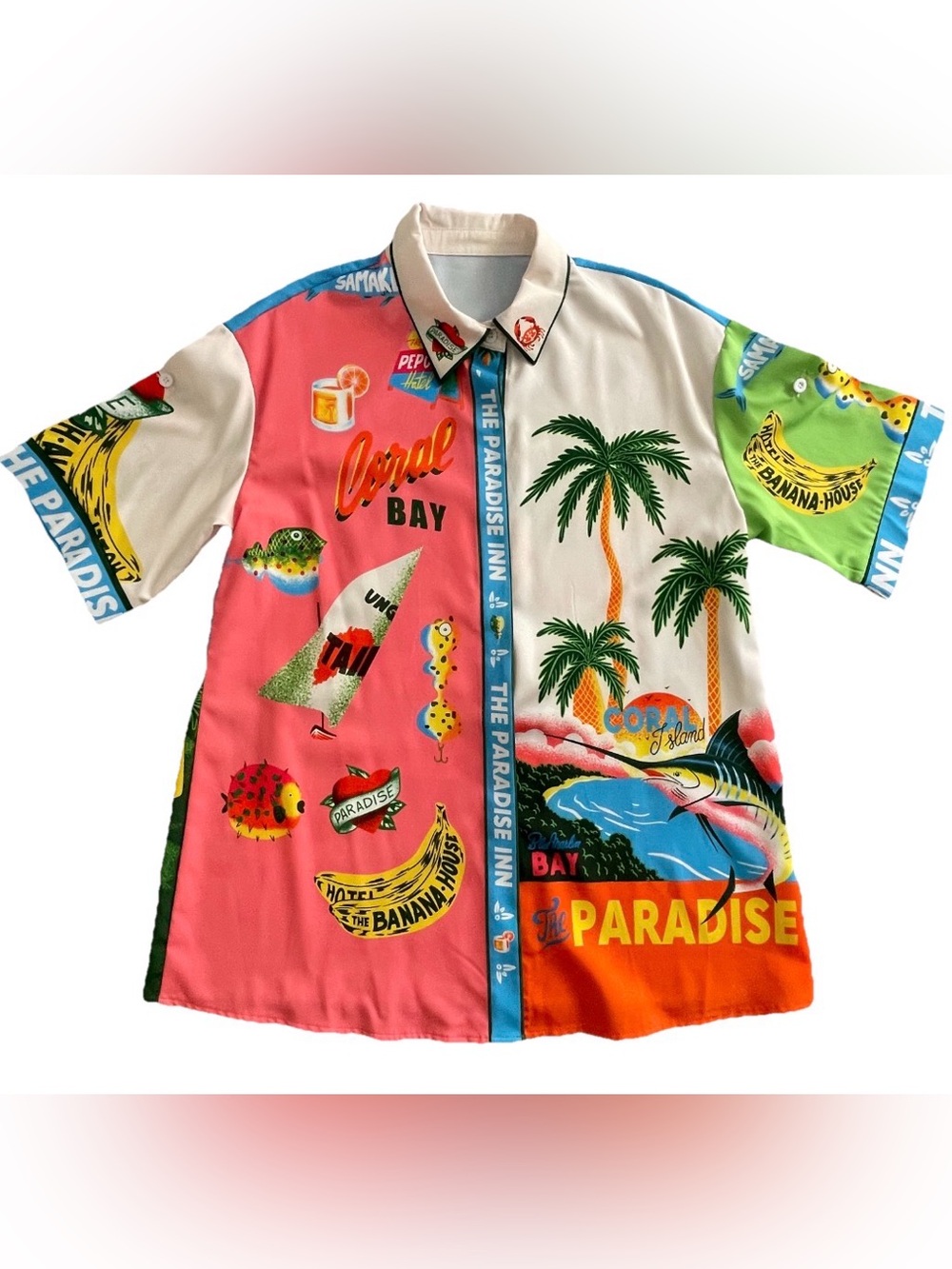 PARADISE Tropical Scenic Postcard Print Resort Short Size Medium NWOT